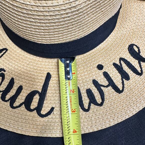 Large Brim Beach Sun Hat "On Cloud Wine" - Picture 2 of 11